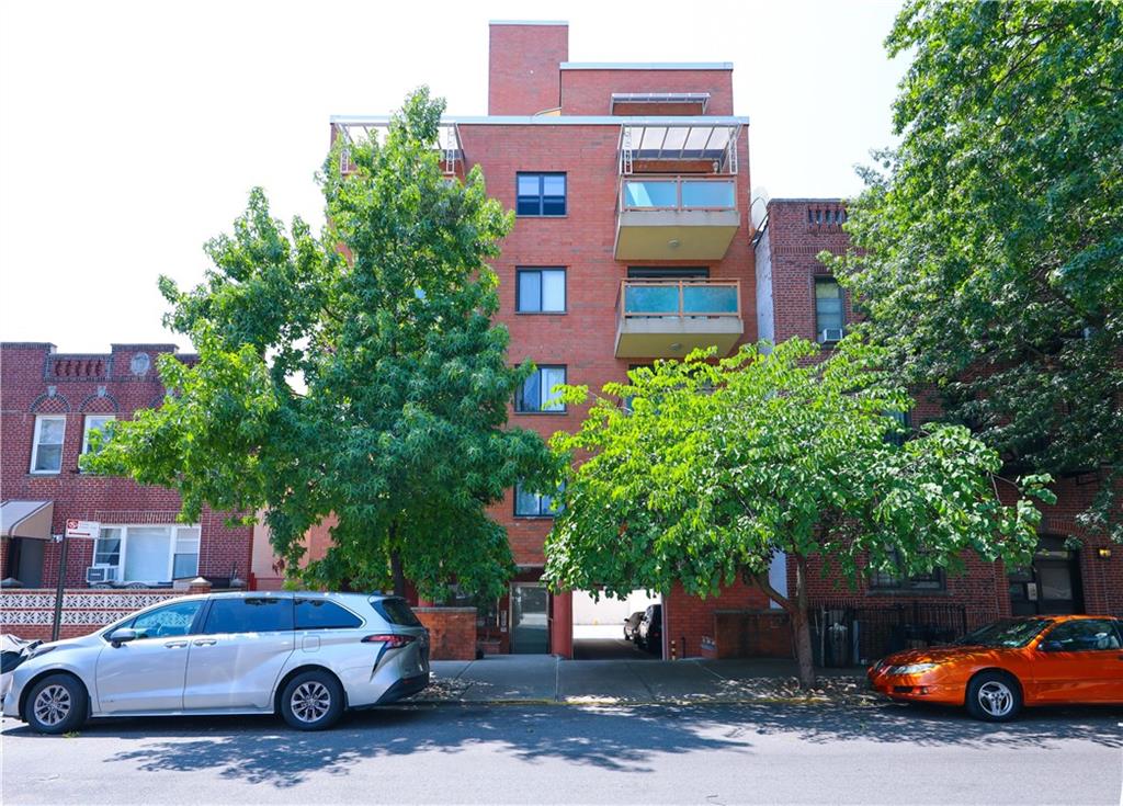 1520 West 10th Street Bensonhurst Brooklyn NY 11204
