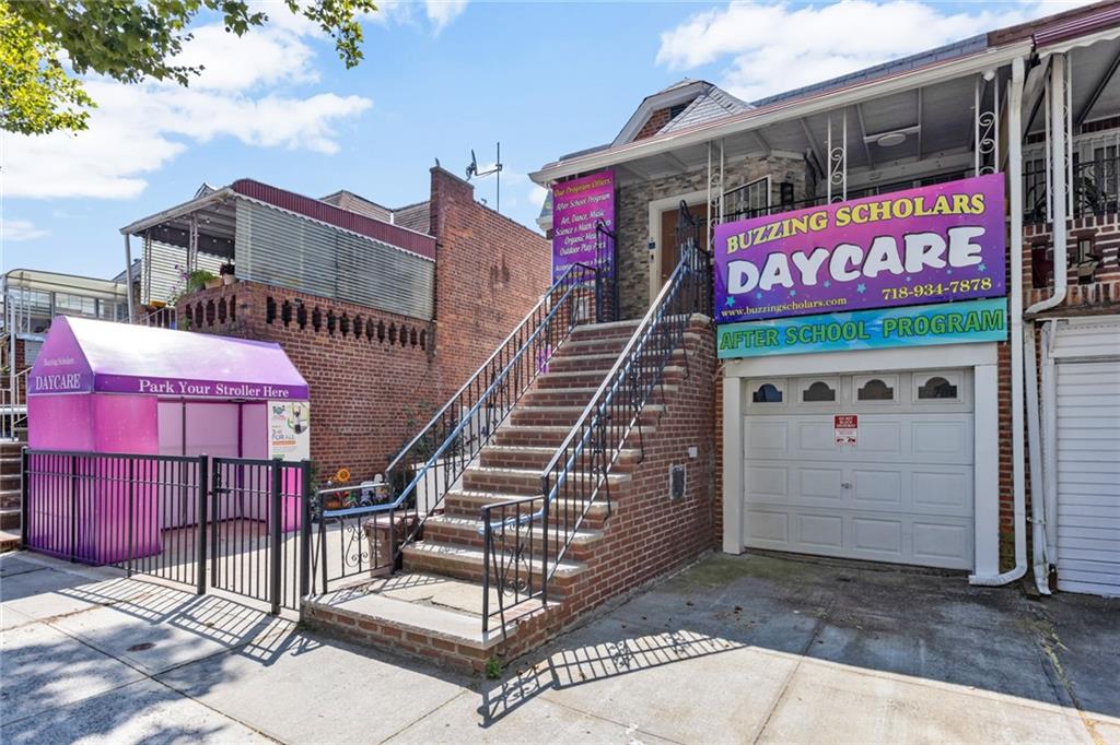 726 Manor Court Gravesend Brooklyn NY 11235