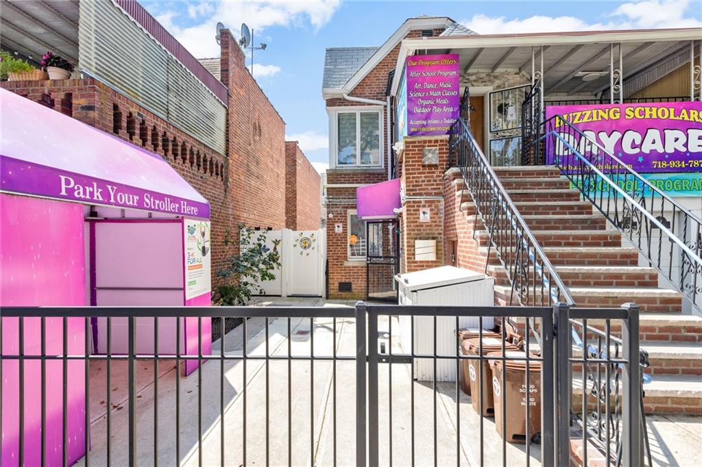 726 Manor Court Gravesend Brooklyn NY 11235