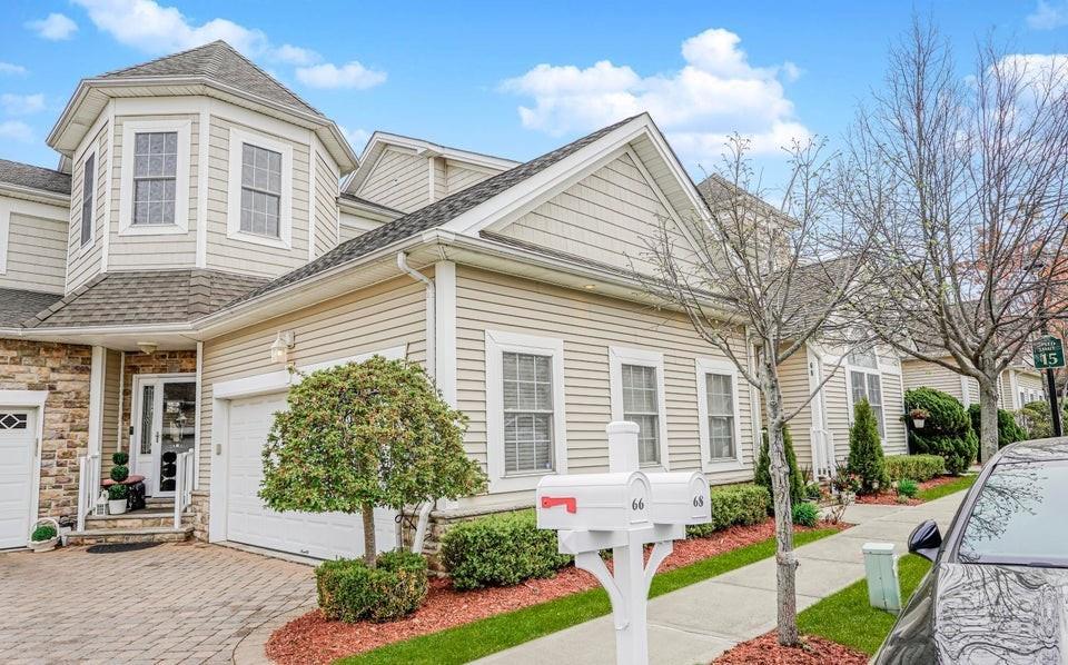 68 Tiller Court Richmond Valley Staten Island NY 10309