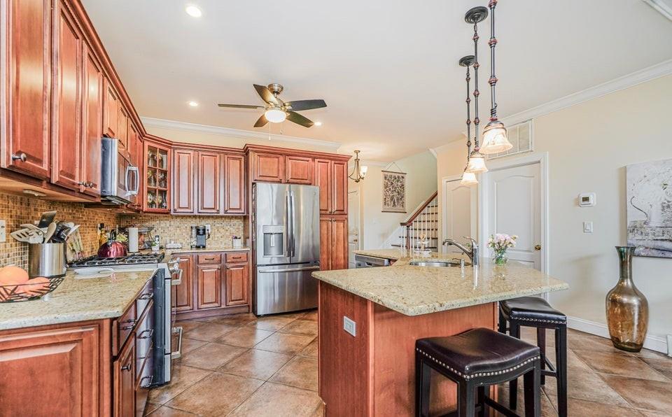 68 Tiller Court Richmond Valley Staten Island NY 10309