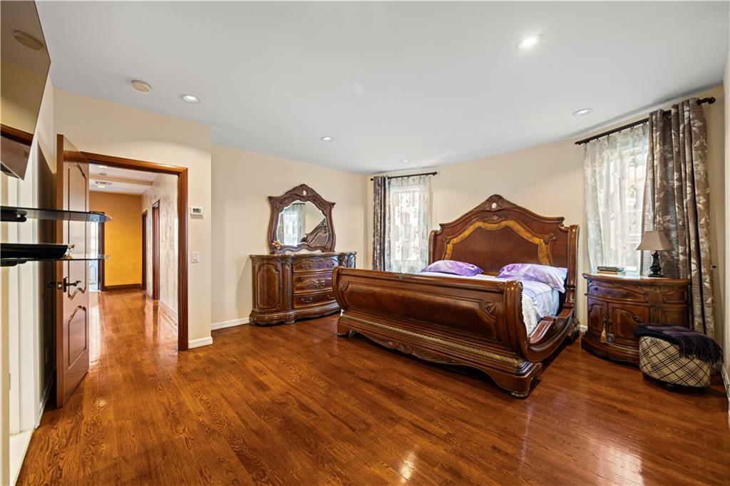 2650 East 19th Street Sheepshead Bay Brooklyn NY 11235