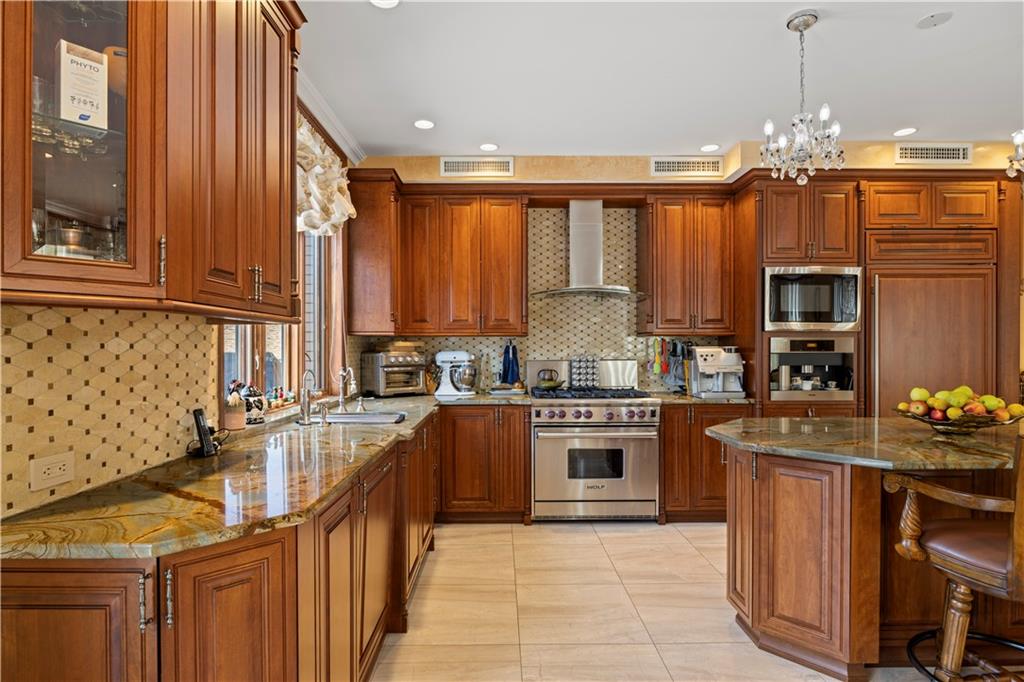 2650 East 19th Street Sheepshead Bay Brooklyn NY 11235