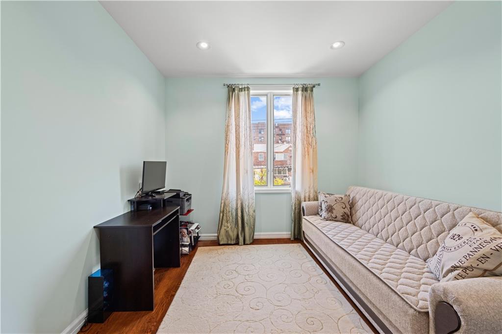 2650 East 19th Street Sheepshead Bay Brooklyn NY 11235