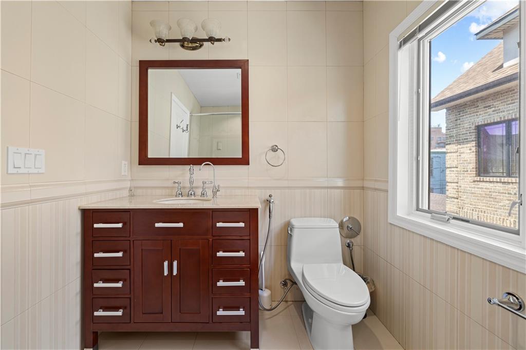 2650 East 19th Street Sheepshead Bay Brooklyn NY 11235