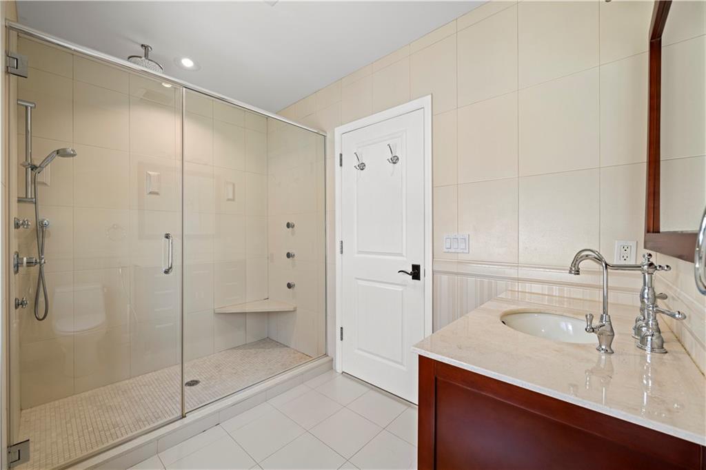 2650 East 19th Street Sheepshead Bay Brooklyn NY 11235