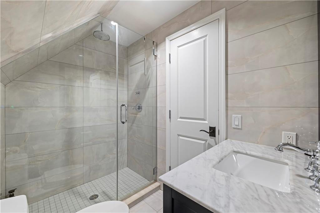 2650 East 19th Street Sheepshead Bay Brooklyn NY 11235