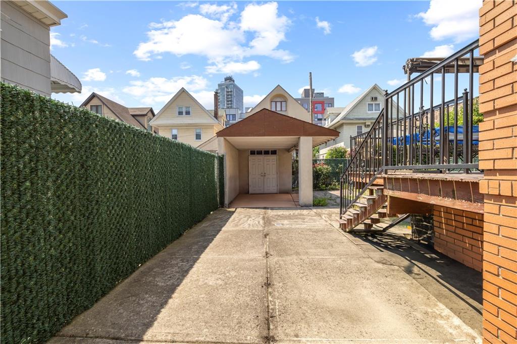 2650 East 19th Street Sheepshead Bay Brooklyn NY 11235