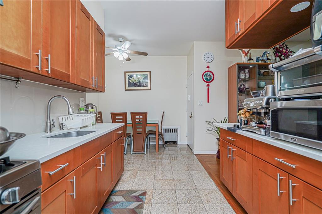 72 Bay 38th Street Gravesend Brooklyn NY 11214