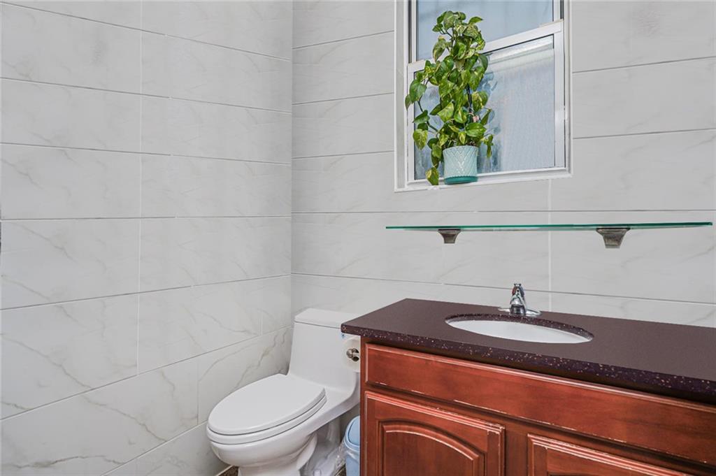 72 Bay 38th Street Gravesend Brooklyn NY 11214