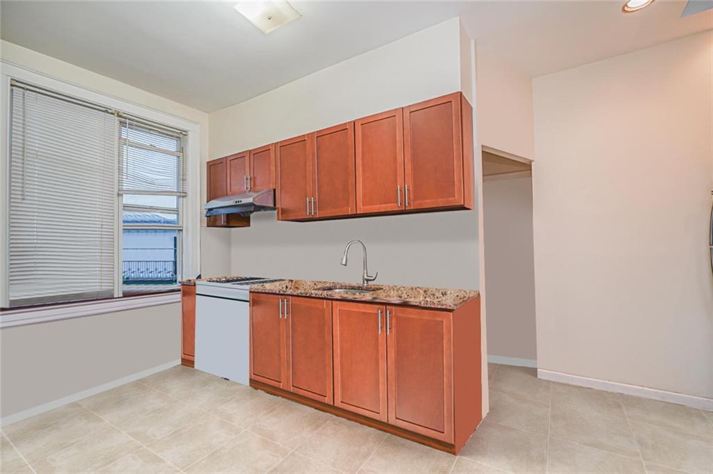 72 Bay 38th Street Gravesend Brooklyn NY 11214