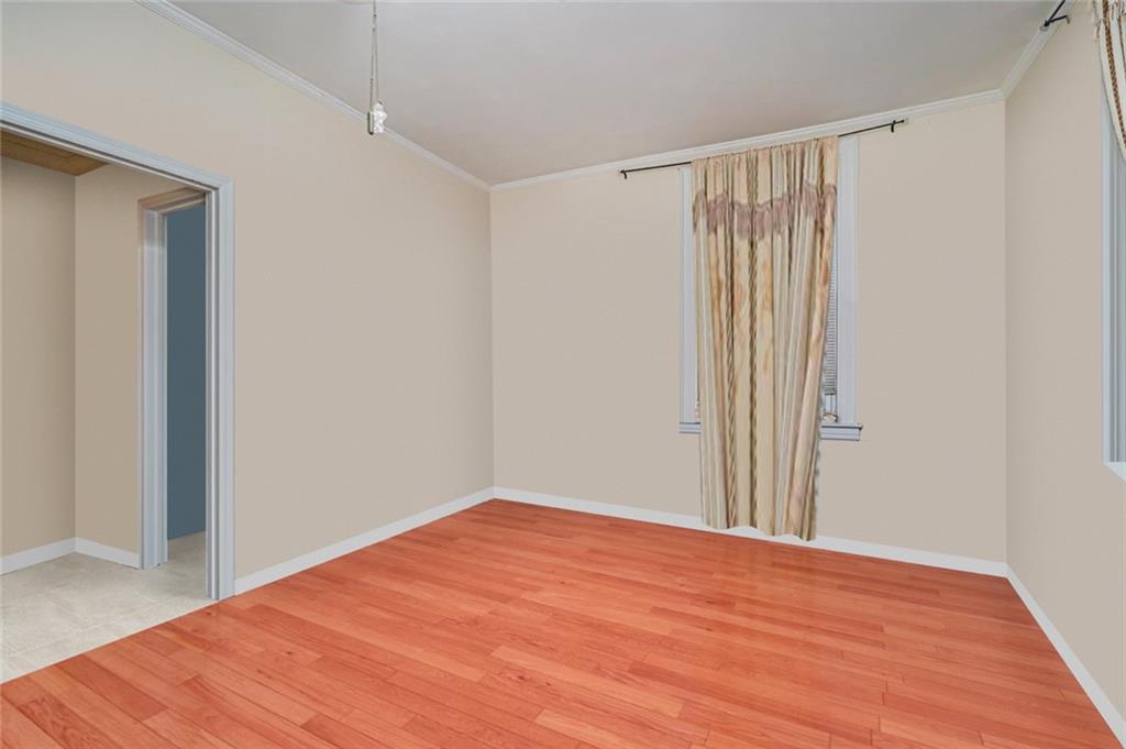 72 Bay 38th Street Gravesend Brooklyn NY 11214