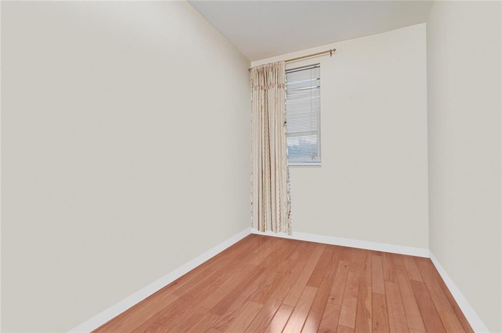 72 Bay 38th Street Gravesend Brooklyn NY 11214