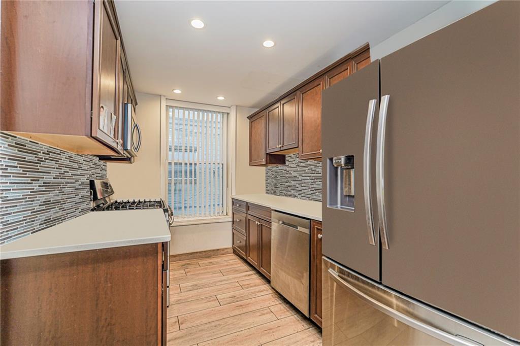 6421 19th Avenue Borough Park Brooklyn NY 11204