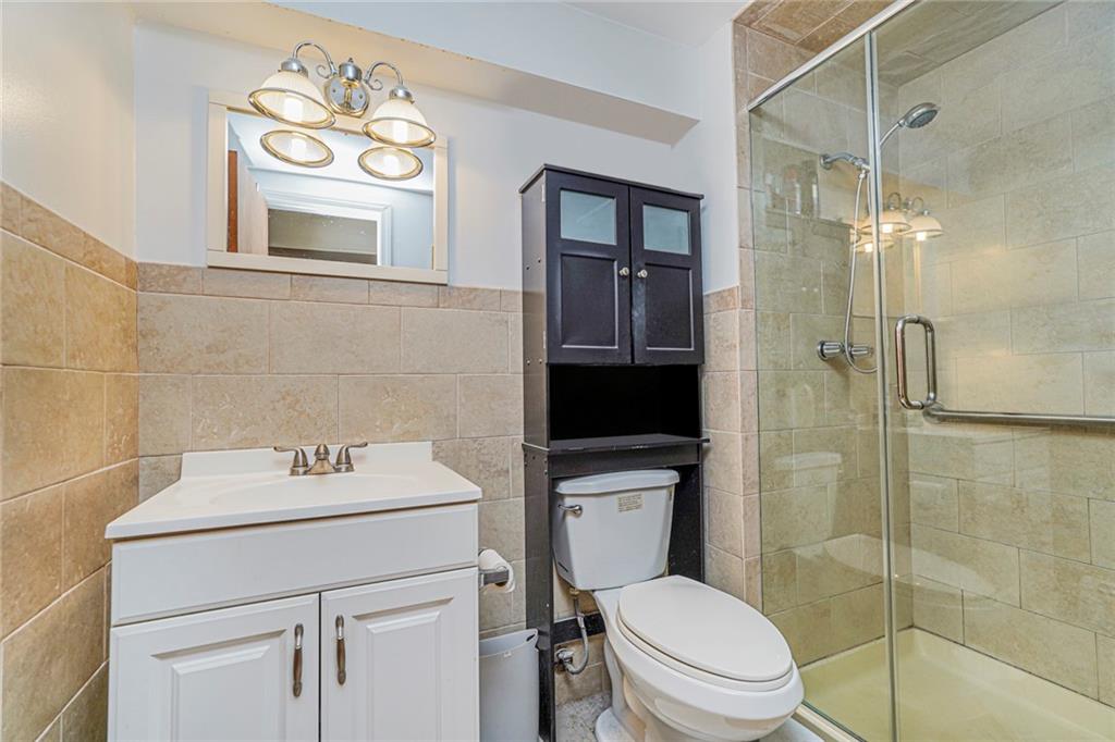 6421 19th Avenue Borough Park Brooklyn NY 11204