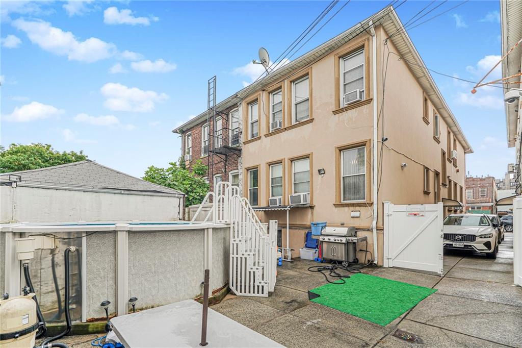 6421 19th Avenue Borough Park Brooklyn NY 11204