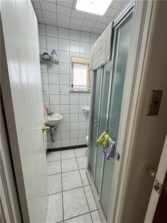 1609 Woodstock Street Out of NYC Elmont NY 11003