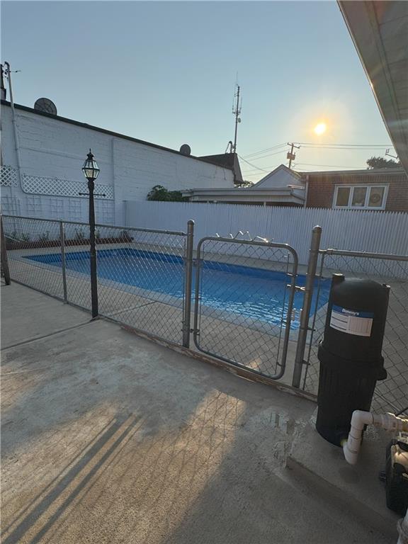 1609 Woodstock Street Out of NYC Elmont NY 11003