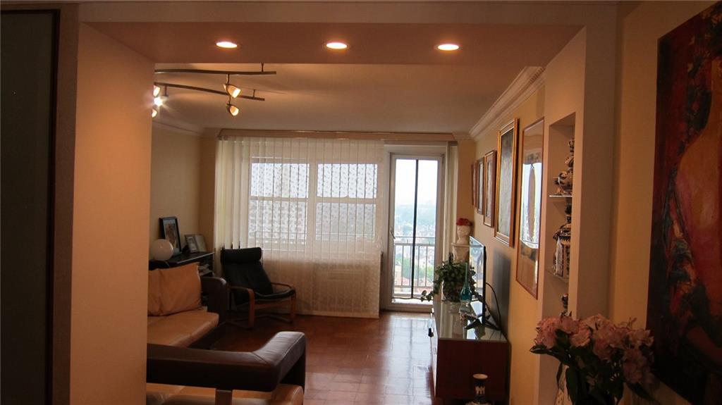 35 Seacoast Terrace Brighton Beach Brooklyn NY 11235