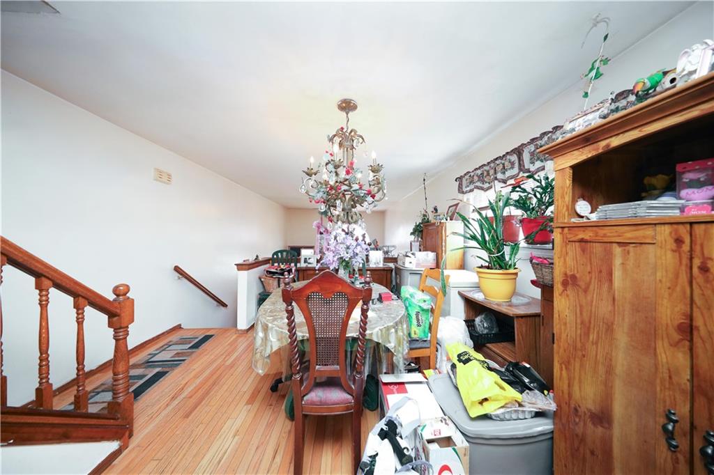 79 New Lane Rosebank Staten Island NY 10305