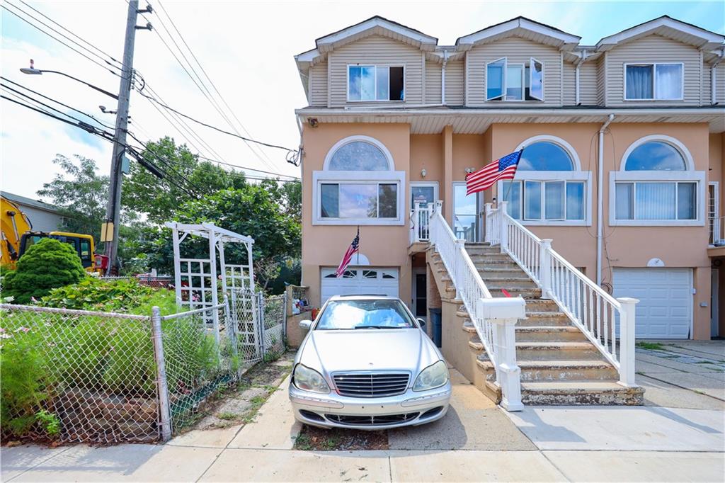 79 New Lane Rosebank Staten Island NY 10305