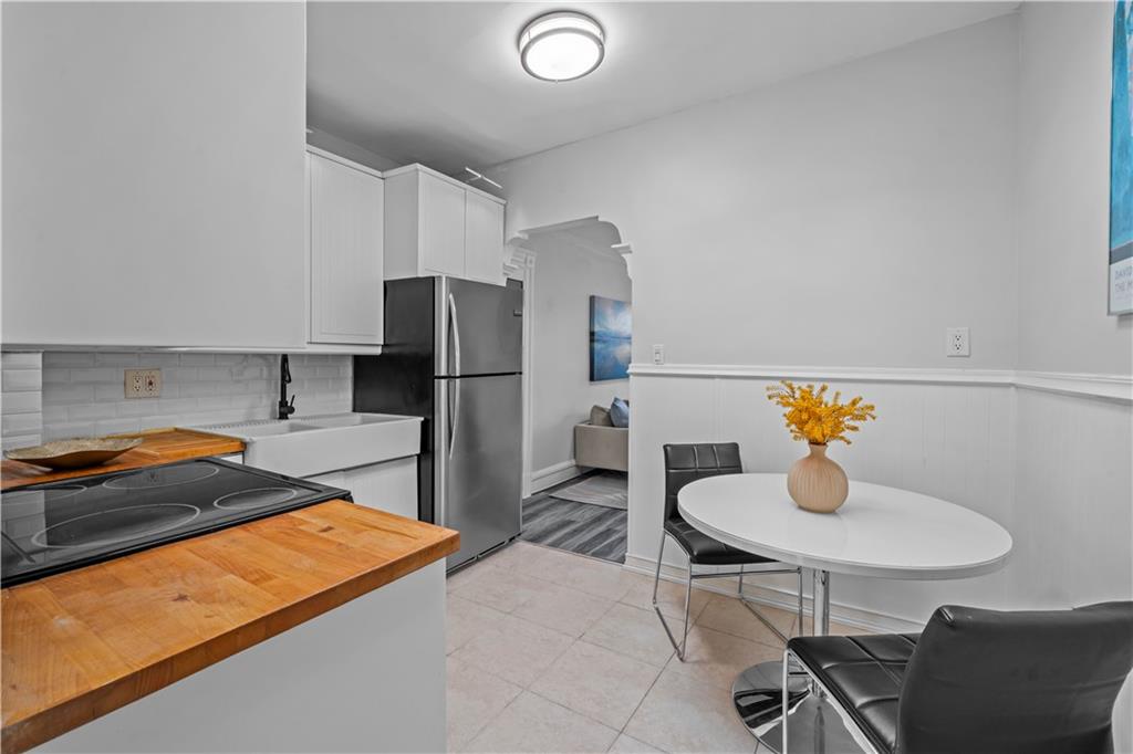 232A Putnam Avenue Bedford Stuyvesant Brooklyn NY 11216