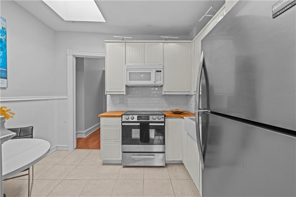 232A Putnam Avenue Bedford Stuyvesant Brooklyn NY 11216
