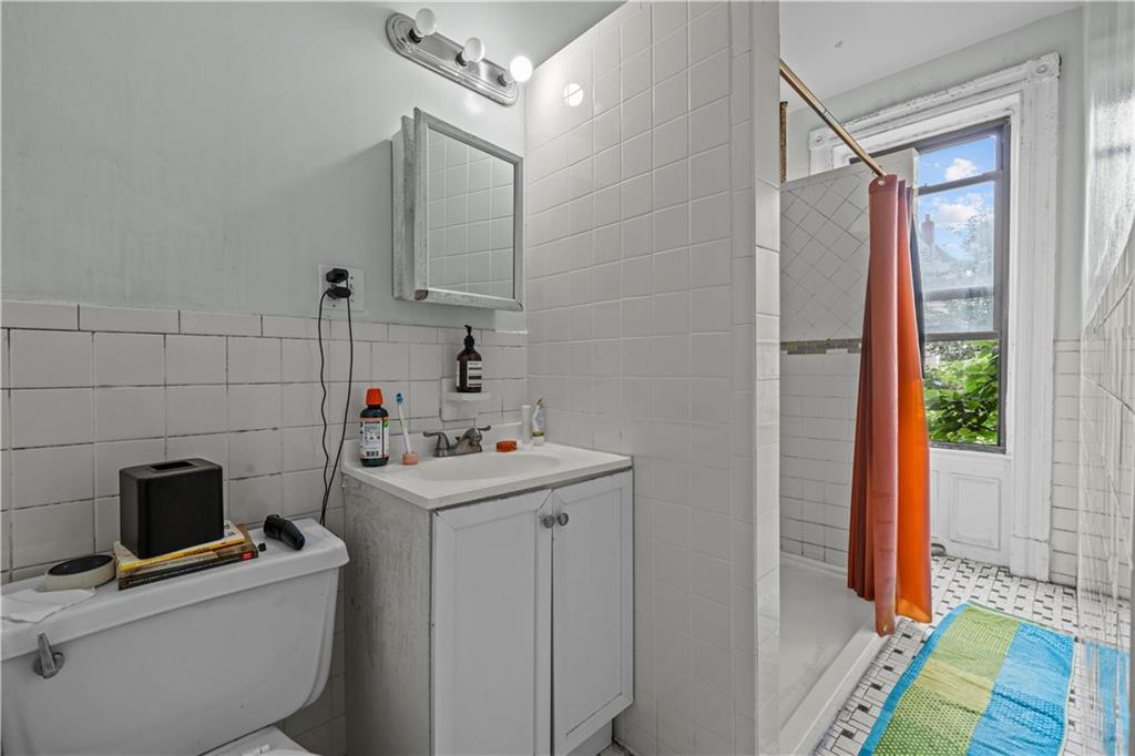 232A Putnam Avenue Bedford Stuyvesant Brooklyn NY 11216