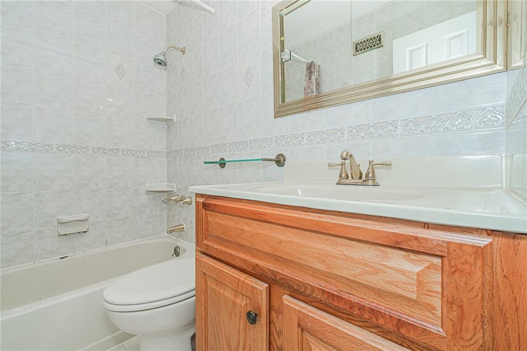 525 Correll Avenue Rossville Staten Island NY 10309