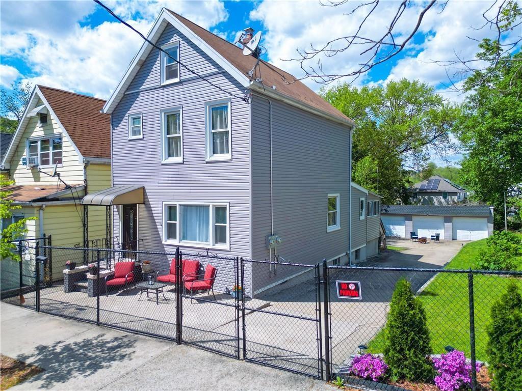 101 Laurel Avenue Tompkinsville Staten Island NY 10304