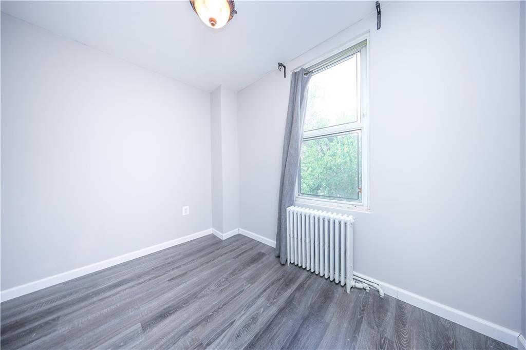 101 Laurel Avenue Tompkinsville Staten Island NY 10304