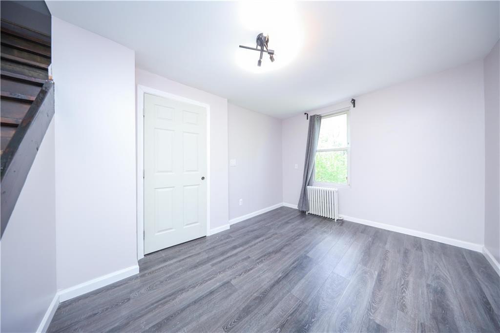101 Laurel Avenue Tompkinsville Staten Island NY 10304