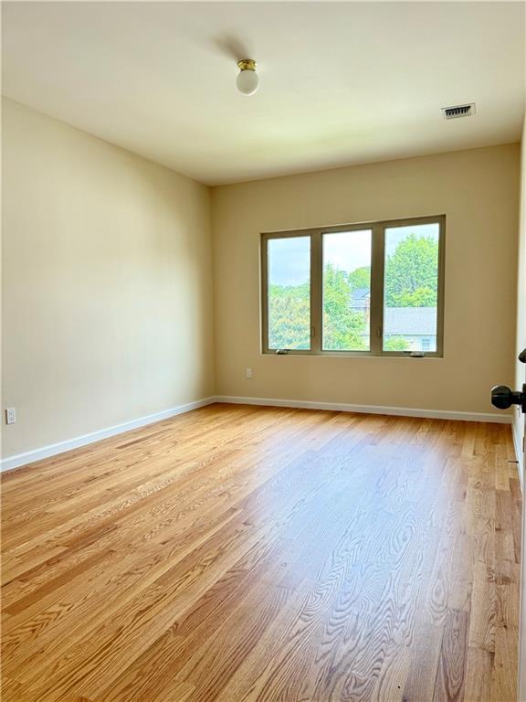 379 McClean Avenue Arrochar Staten Island NY 10305