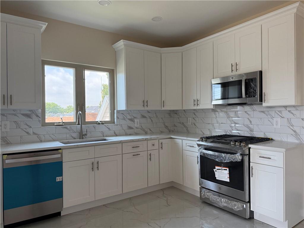 379 McClean Avenue Arrochar Staten Island NY 10305