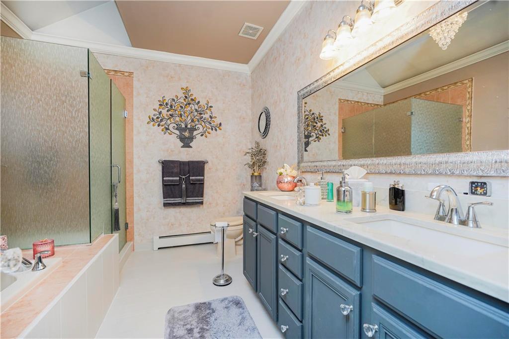 53 Topside Lane Charleston Staten Island NY 10309