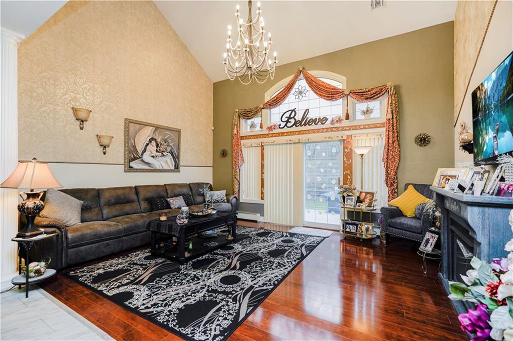 53 Topside Lane Charleston Staten Island NY 10309