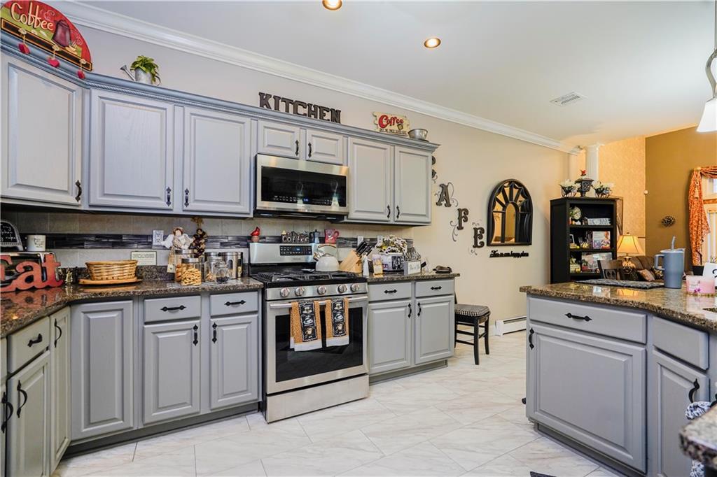 53 Topside Lane Charleston Staten Island NY 10309