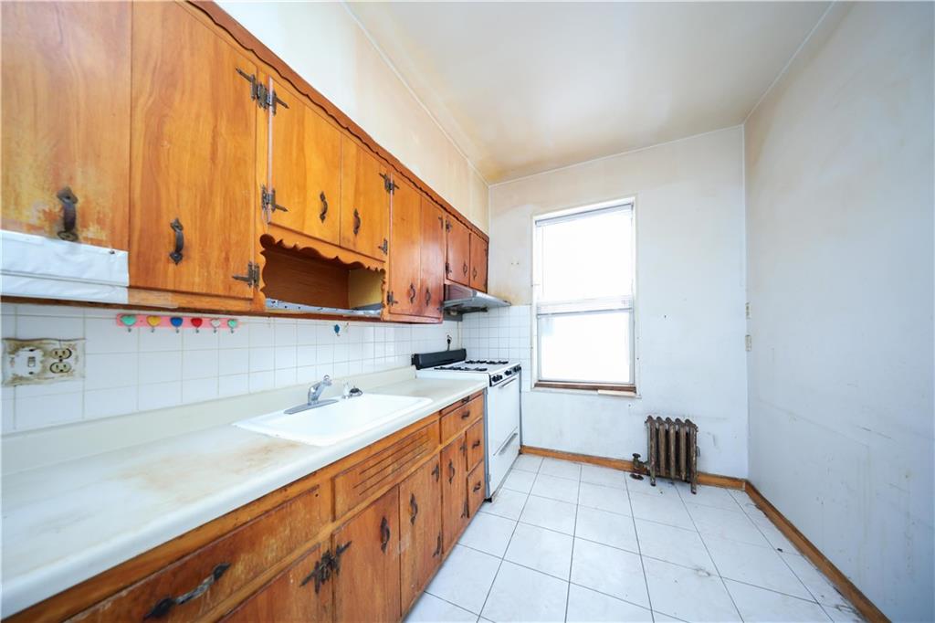 6107 23rd Avenue Borough Park Brooklyn NY 11204