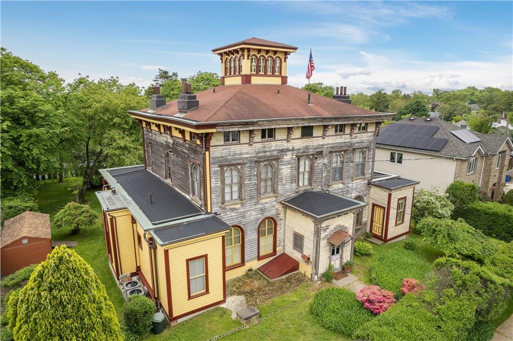24 Saint Stephens Place Oakwood Staten Island NY 10306