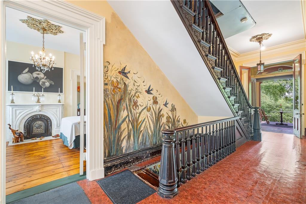 24 Saint Stephens Place Oakwood Staten Island NY 10306