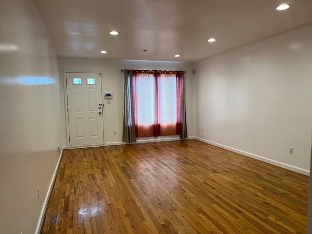 22 Spirit Lane Mariner's Harbor Staten Island NY 10303
