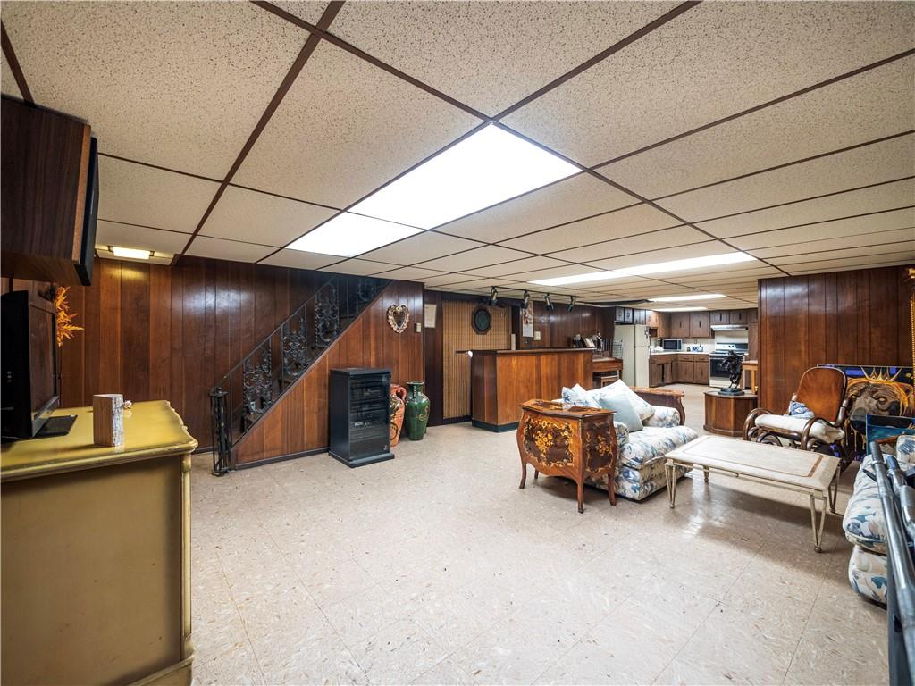 1325 Dahill Road Borough Park Brooklyn NY 11204