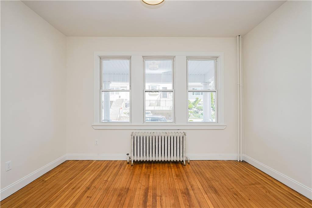 72 Maryland Avenue Rosebank Staten Island NY 10305