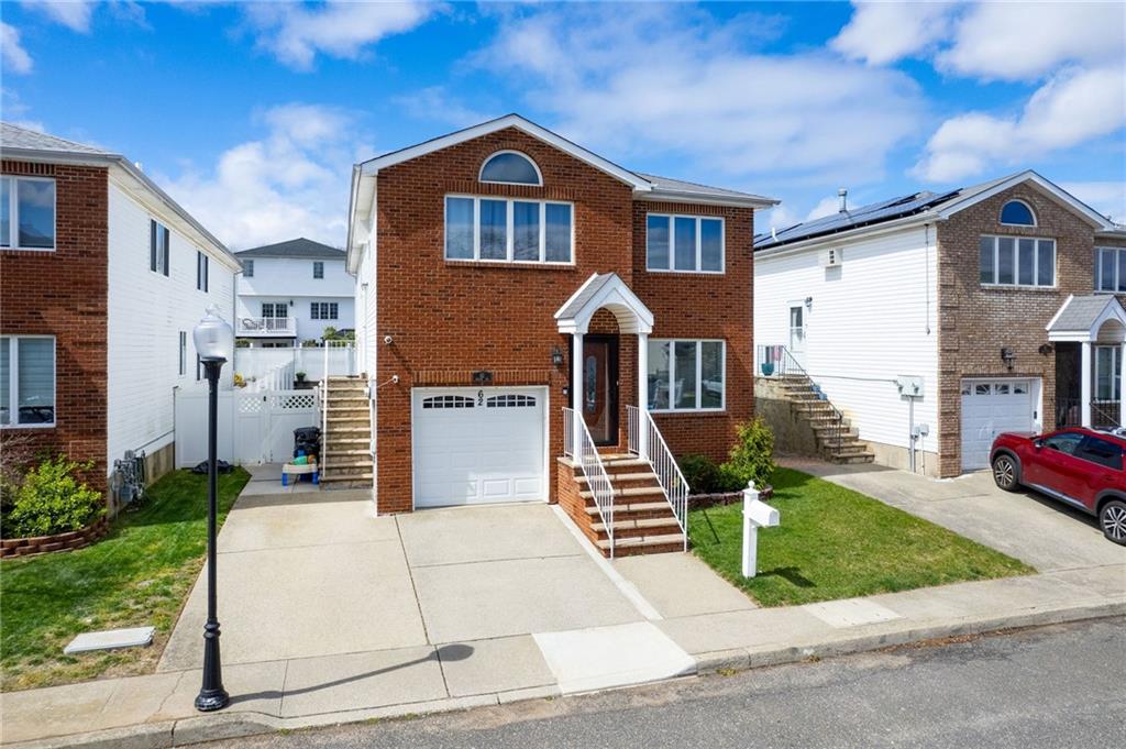 62 Dexter Avenue Woodrow Staten Island NY 10309