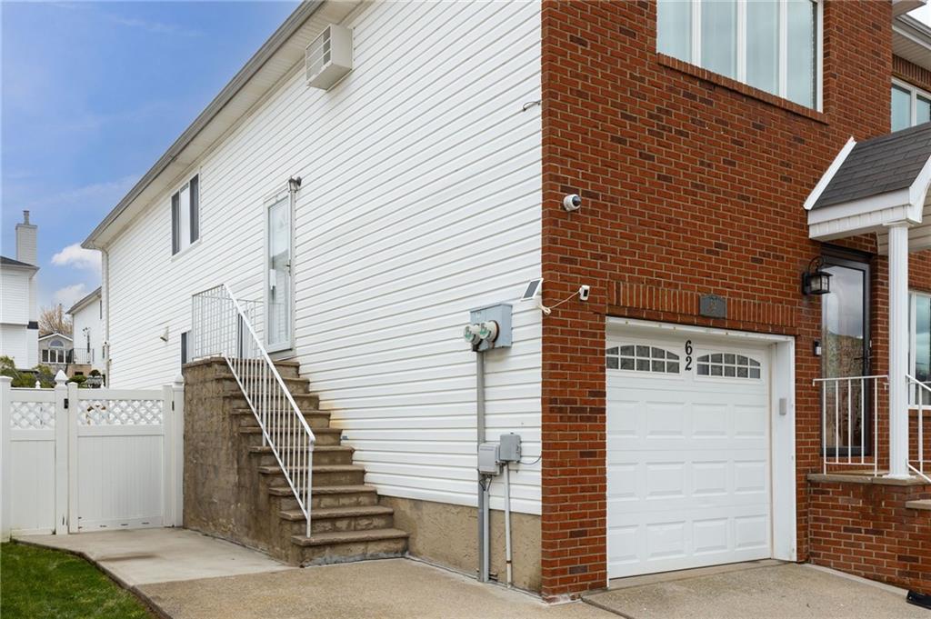 62 Dexter Avenue Woodrow Staten Island NY 10309