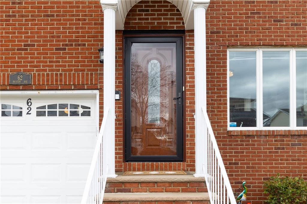 62 Dexter Avenue Woodrow Staten Island NY 10309