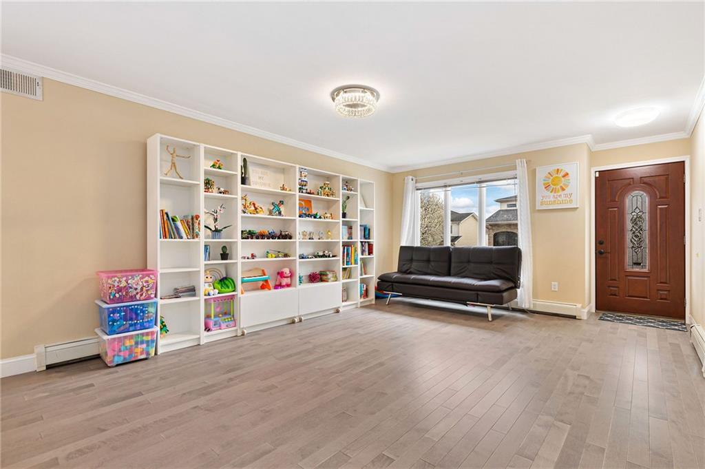 62 Dexter Avenue Woodrow Staten Island NY 10309