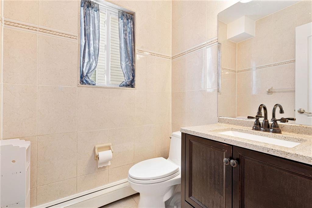 62 Dexter Avenue Woodrow Staten Island NY 10309