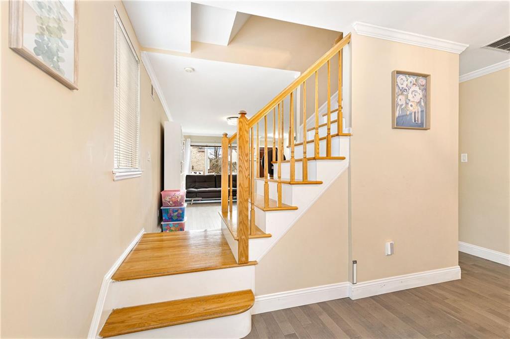 62 Dexter Avenue Woodrow Staten Island NY 10309