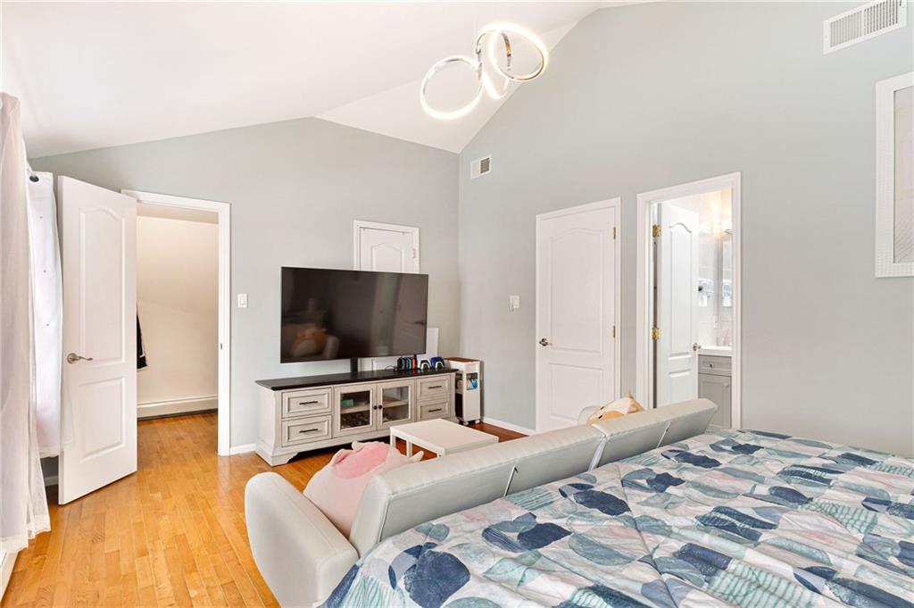 62 Dexter Avenue Woodrow Staten Island NY 10309